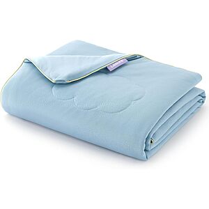 Prime Members: 40" x 50" Lesure ApexCloud Cooling Blanket for Dogs & Cats $12 + Free S&H