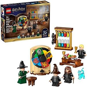 124-Pc LEGO Harry Potter Hogwarts Castle: Sorting Hat Ceremony