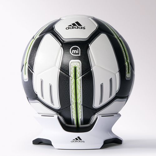Adidas MiCoach Training Smart Soccer Ball Adidas MiCoach Training Smart Soccer Ball