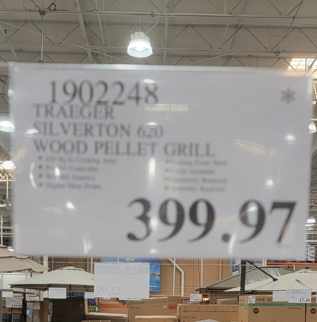 Traeger Silverton 620 In store 399