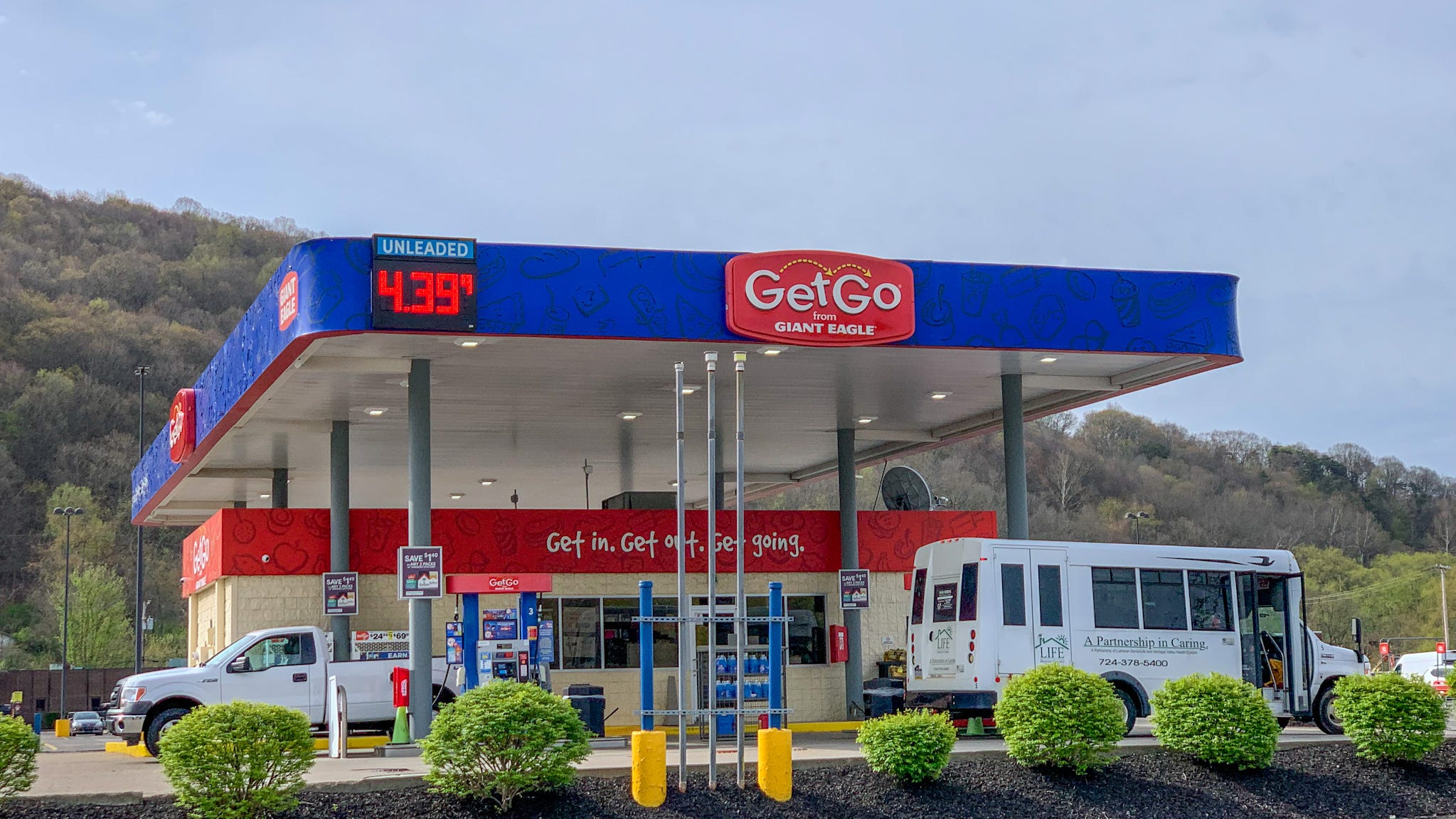 GetGo dropping price of all gas on Black Friday $-1.00  plus other BF deals. $1