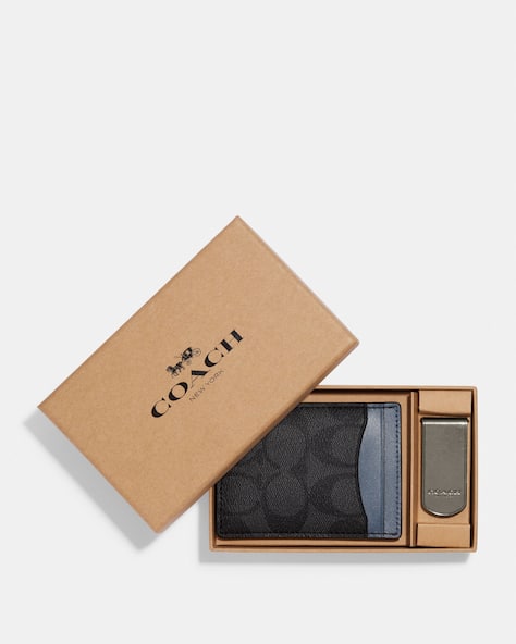 Coach Outlet Extra 25% Off Sitewide: Boxed 3-in-1 Card Case Gift Set