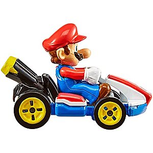 Hot Wheels Mario Kart Circuit Track Set with 1:64 Scale Die-Cast Kart  Replica