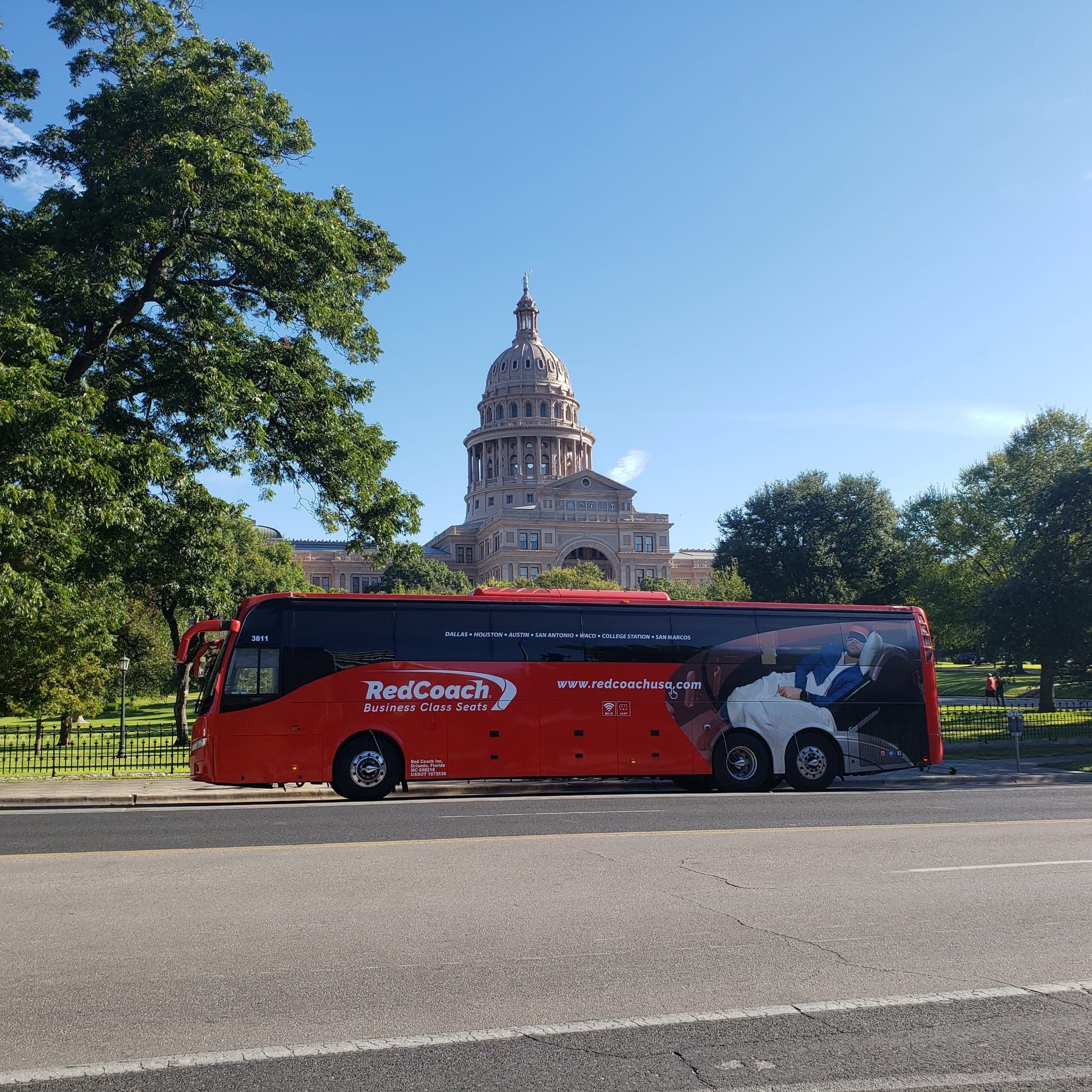 Intro Fare!  $15 Seats on RedCoach (Luxury Motorcoach) New Nonstop Texas Services For Houston Dallas Austin College Station & Waco - Book by November 16, 2021