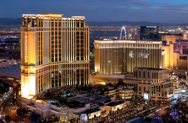 The Venetian Resort Las Vegas Cyber Week Sale Up To 33% Off Plus Additional 5% With Grazie Rewards - Book By December 1, 2021