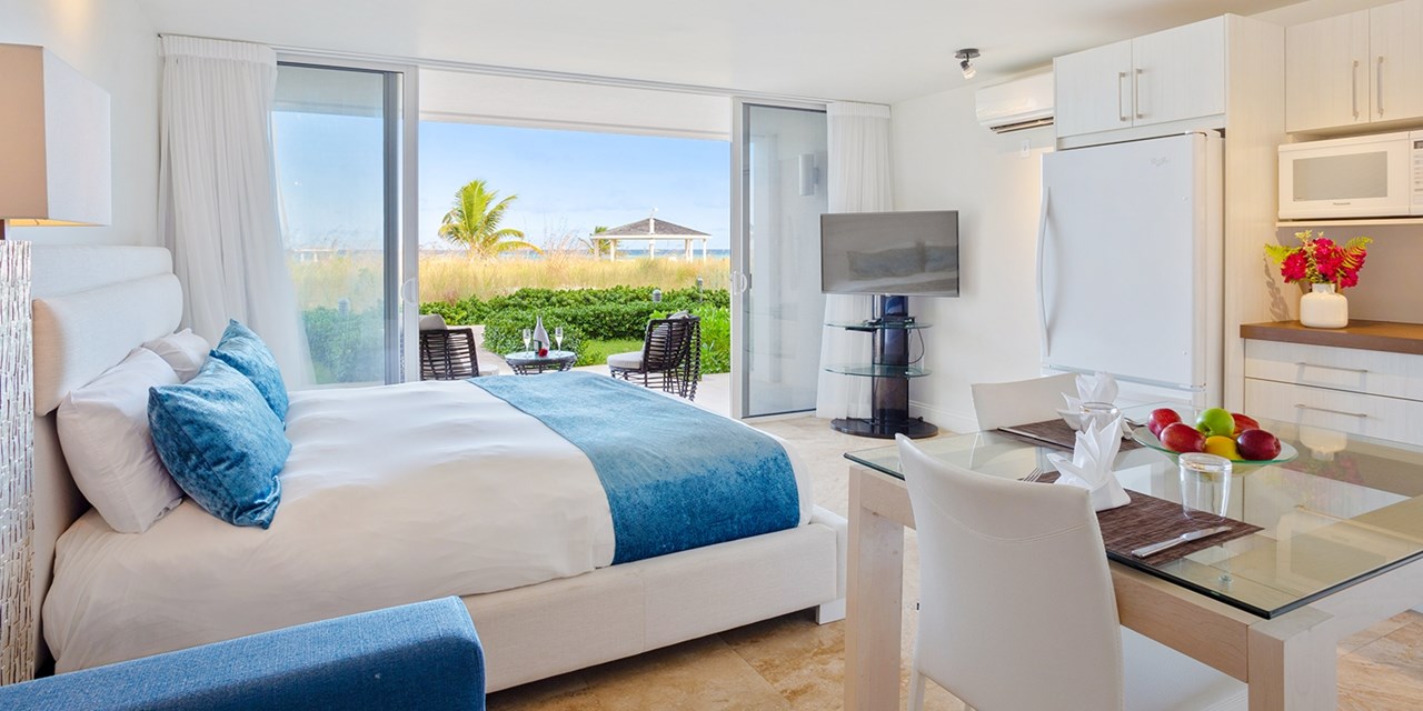 [Turks & Caicos] East Bay Resort 5-Night All Inclusive Stay For 2 People in a Beachfront Suite $2299 - Travel Through August 2023