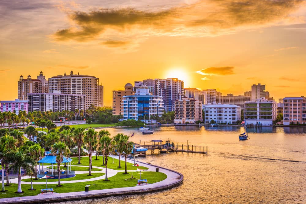 Burlington VT to Sarasota FL or Vice Versa $147-$150 RT Airfares on American Airlines BE (Travel August - December 2023)
