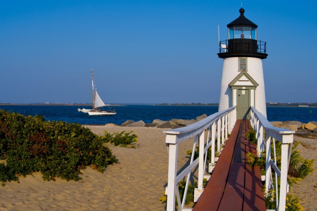 Los Angeles to Nantucket MA or Vice Versa $229 RT Airfares on JetBlue Basic (Travel August - October 2023)