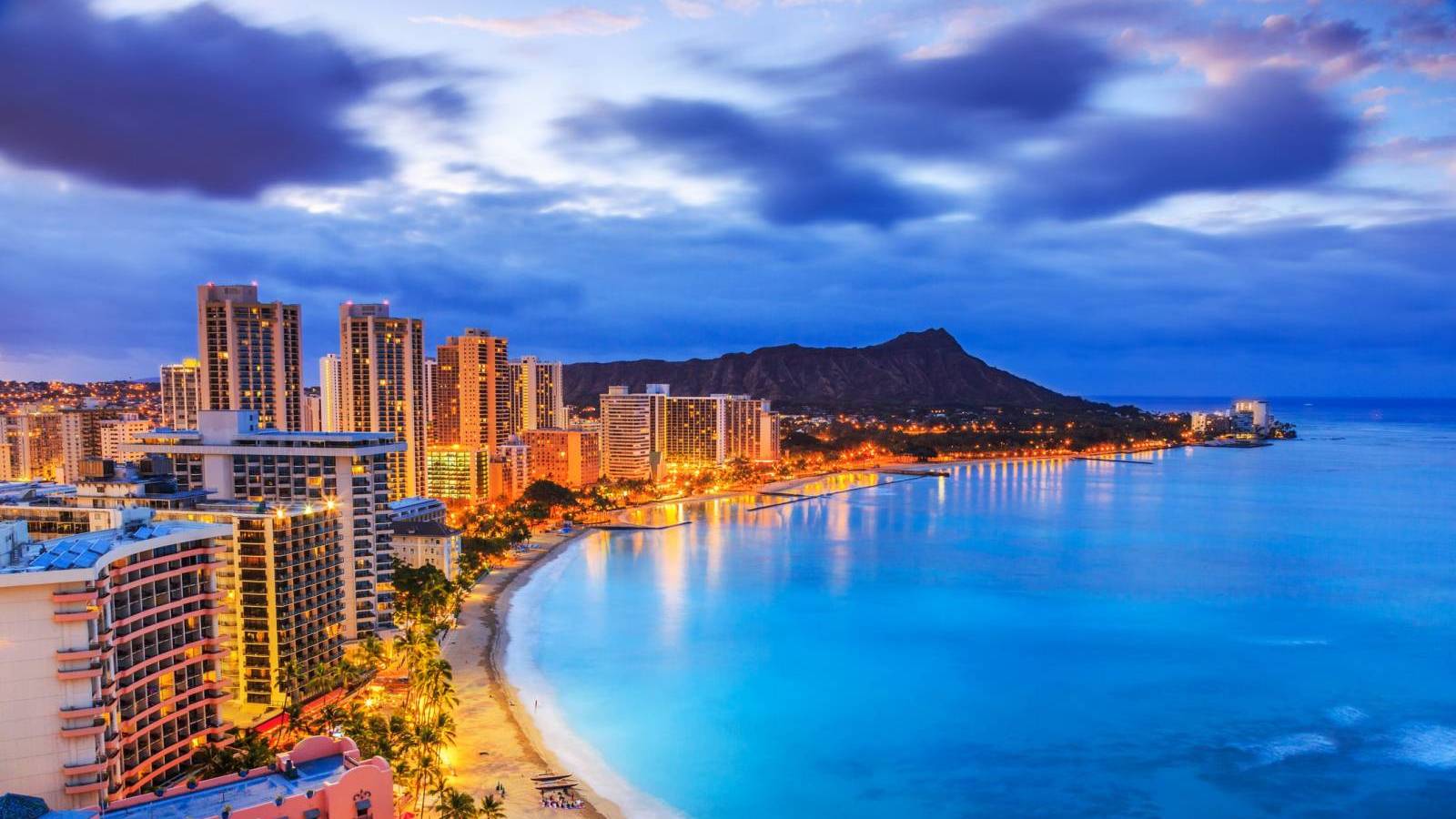 Roundtrip Flight Memphis Tennessee To Honolulu Hawaii Via Delta