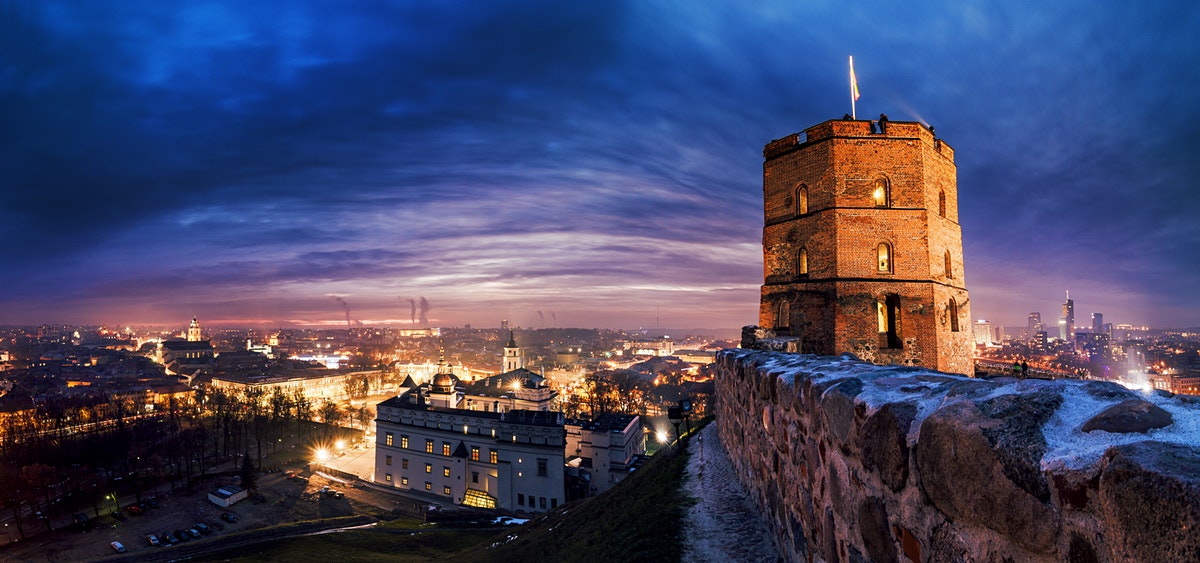 Los Angeles to Vilnius Lithuania $423 RT Airfares LOT Polish Airlines (Travel January-March 2021)