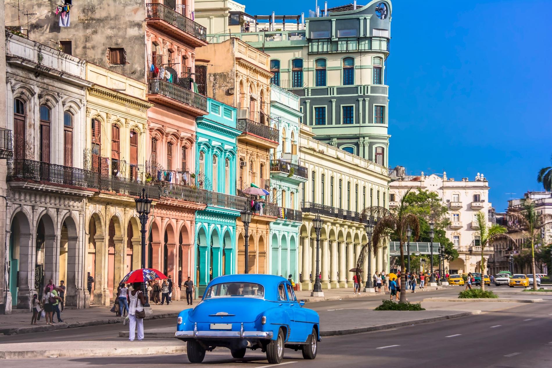 Los Angeles to Havana Cuba $187 RT Airfares on American Airlines Main Cabin (Travel December - March 2021)