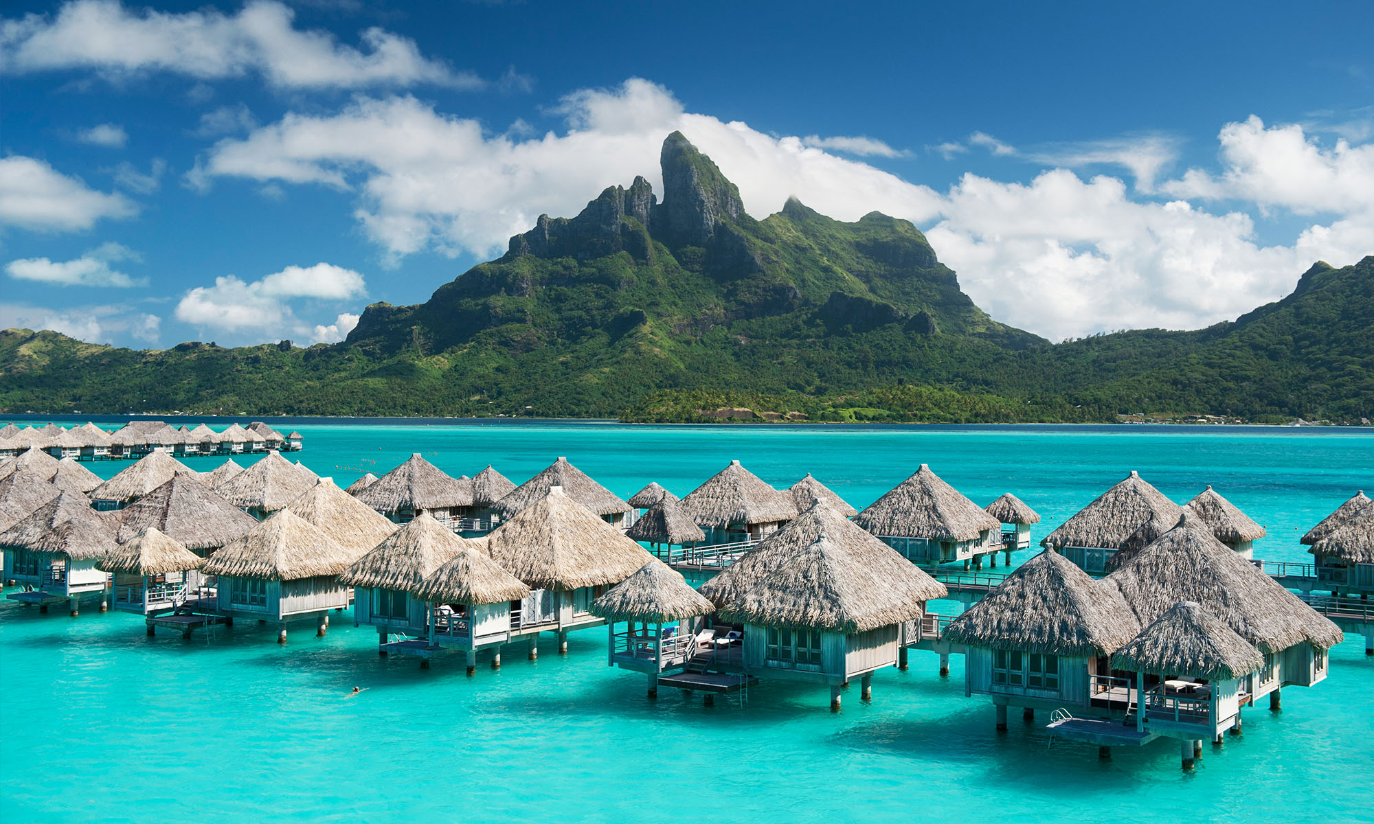 San Franicsco to Tahiti French Polynesia $592-$602 RT Nonstop Airfares on United Airlines Main Cabin (Travel January - April 2021)