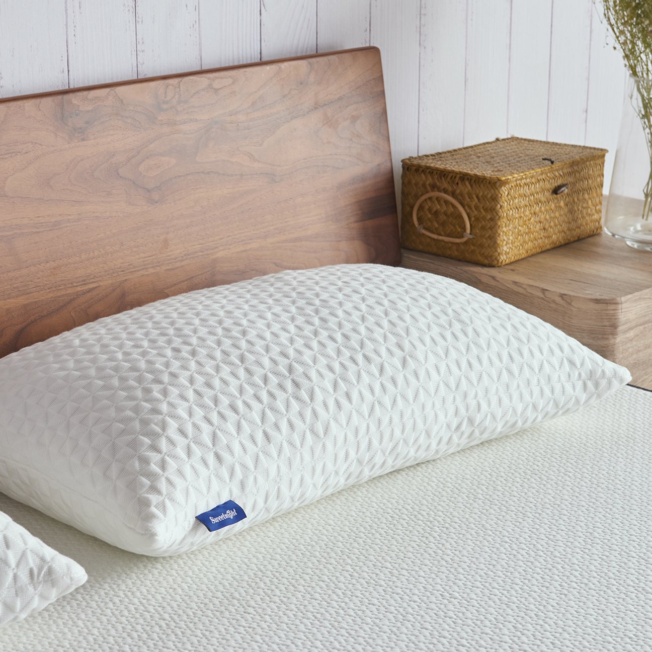 Sweetnight Memory Foam Pillows The Bamboo Queen 24 30 Standard