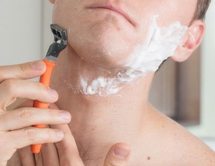 YMMV Free or 3$ for Harry's Starter Razor Set