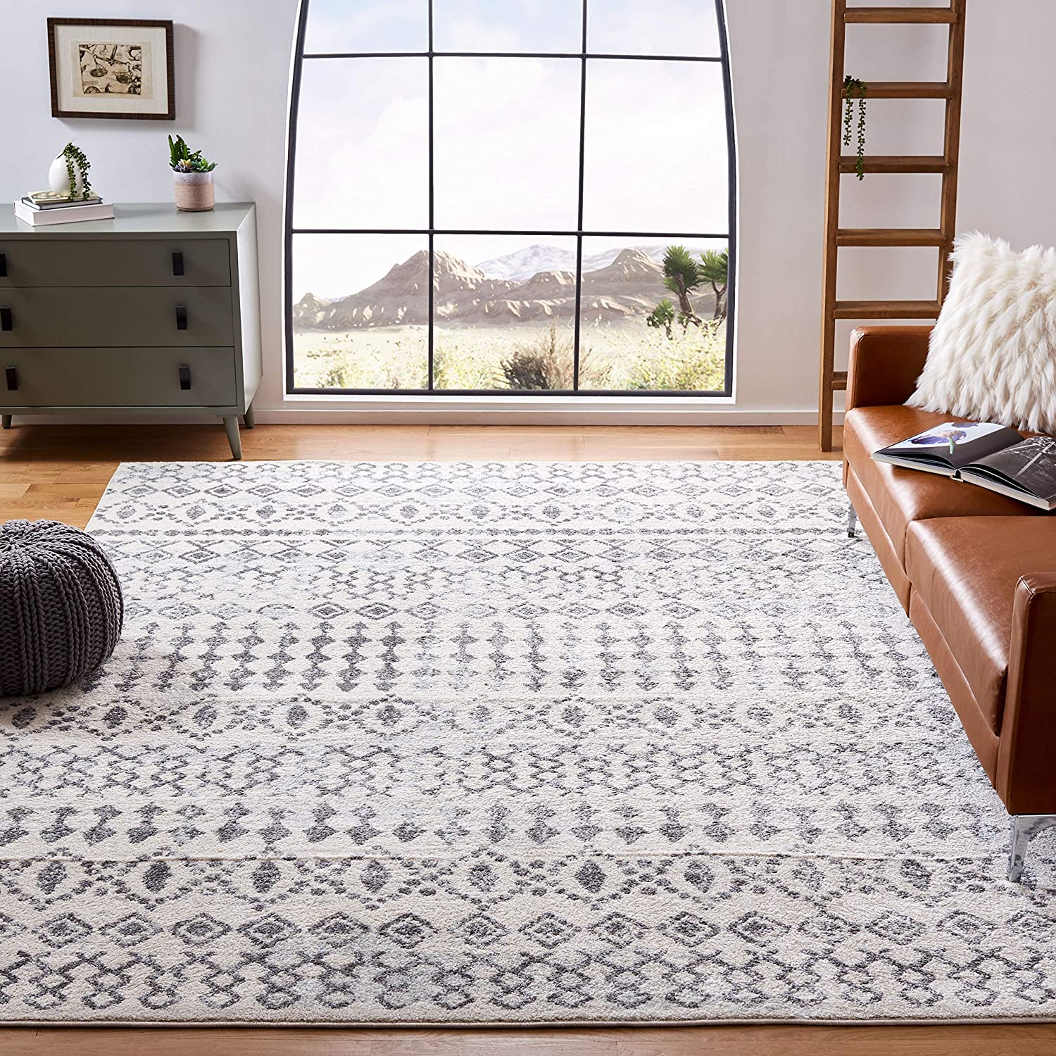 5'3" x 7'6" Safavieh Tulum Collection Area Rug (Ivory/Grey) $35.10 + Free Shipping