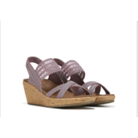famous footwear naturalizer sandals