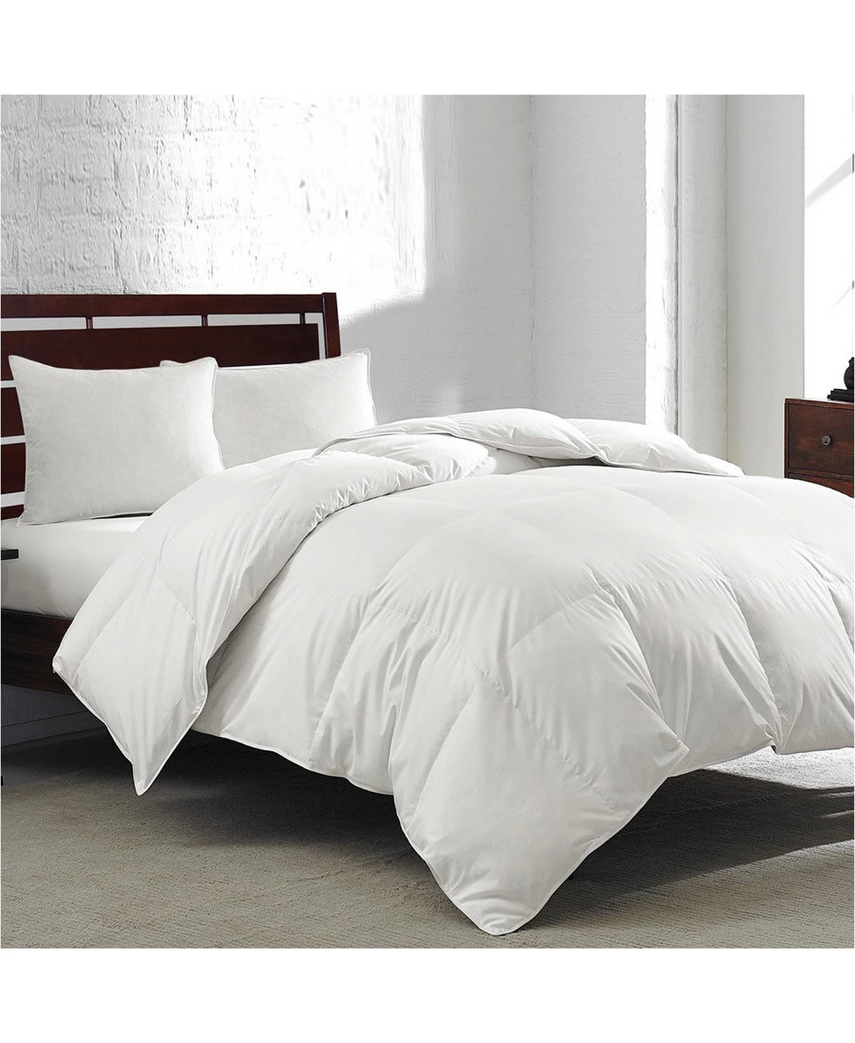 Royal Luxe White Goose Feather & Down 240-Thread Count Cotton Comforter: Twin $30, Queen $40, King $50 + 15% SD Cashback + Free Shipping