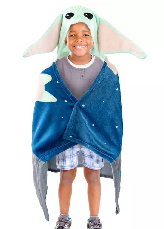 30" x 50" Disney Kids' Hooded Throw Blanket (Baby Yoda or Frozen) $8.75 & More + Free Store PIckup at Macy's or Free Shipping on $25+