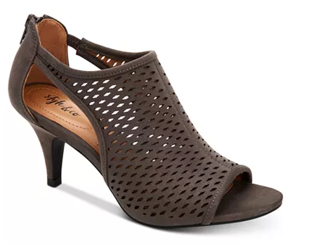 jewel badgley mischka booties