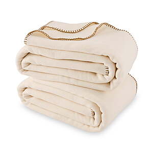 Mainstays Super Soft Vanilla Dream Fleece Bed Blanket, Full/Queen 2 Pieces $9.97