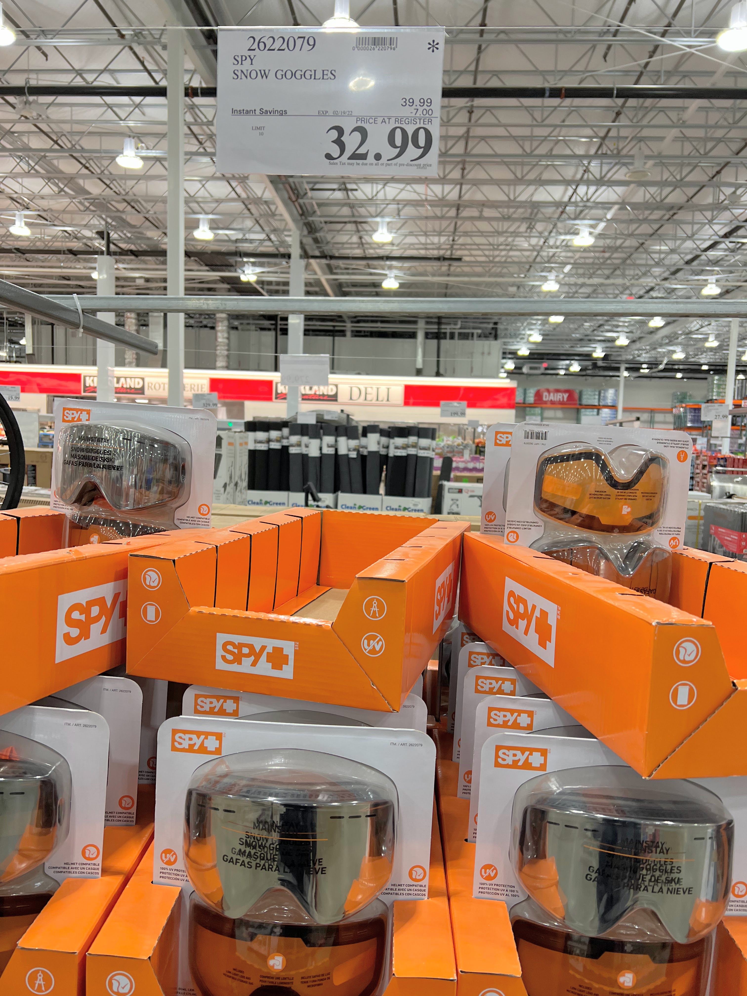 SPY Mainstay Snow Goggle at Costco Store YMMV 32.99
