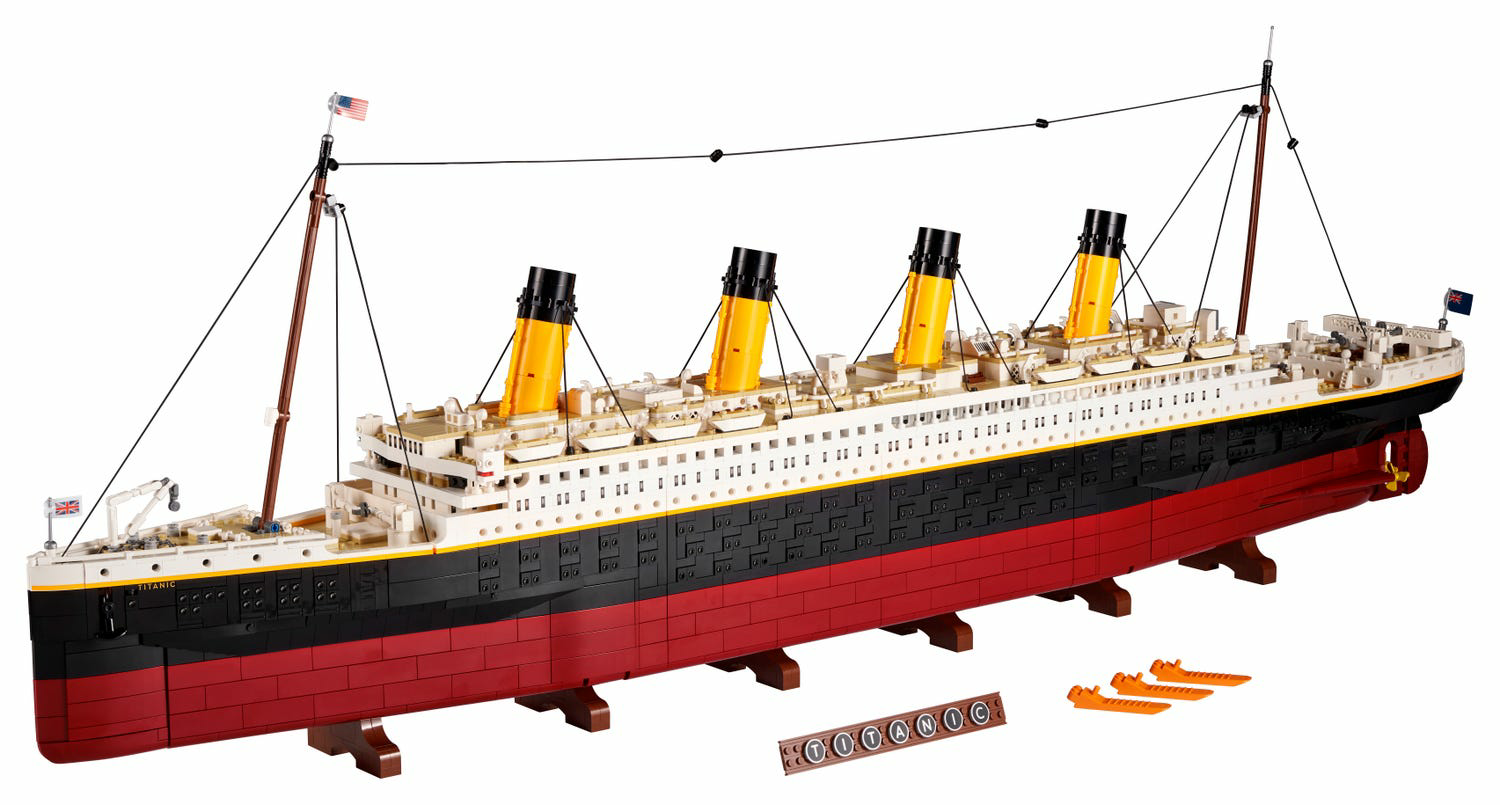 LEGO® Titanic 10294 + Year of The Tiger Gift - $630