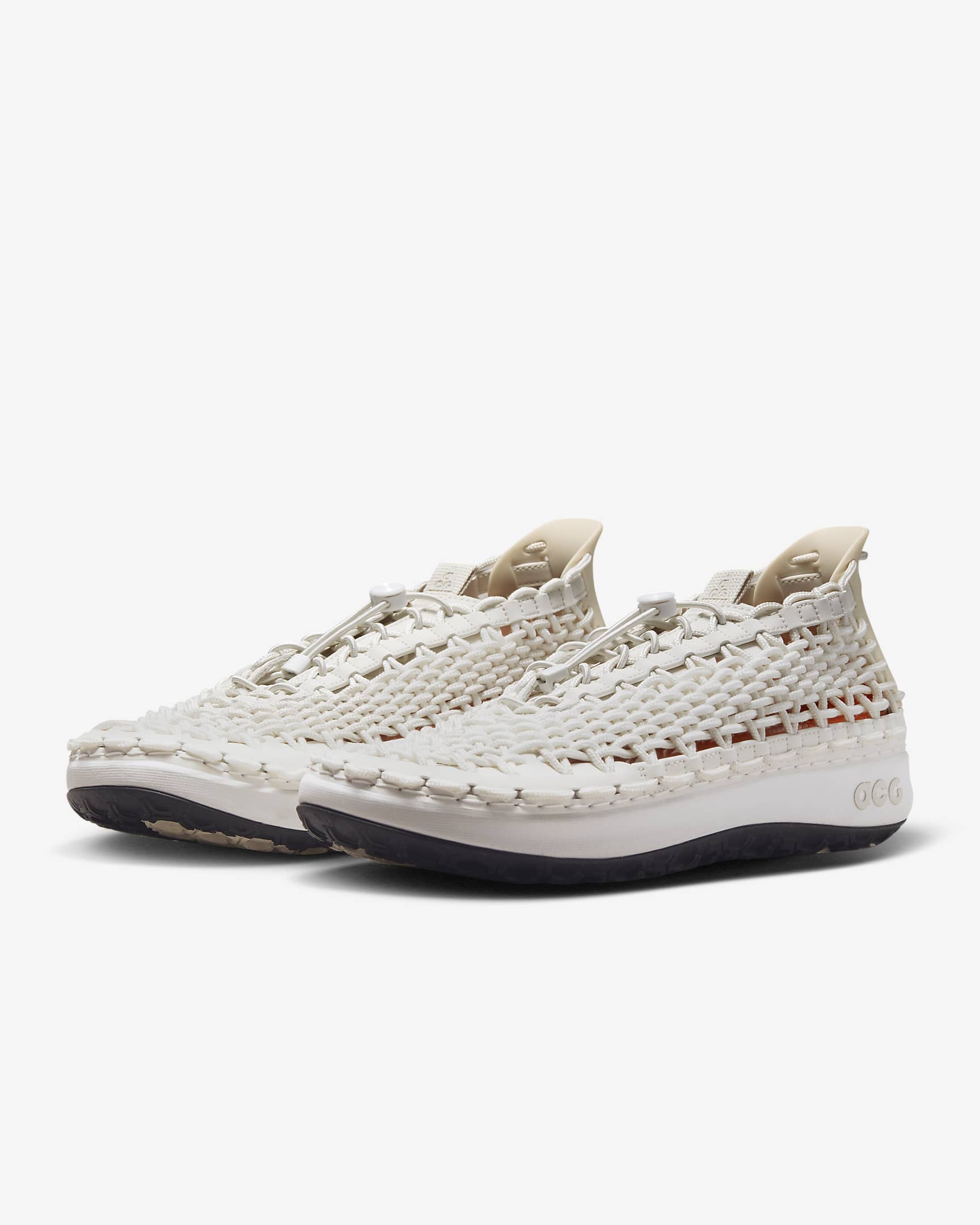 acg water shoes