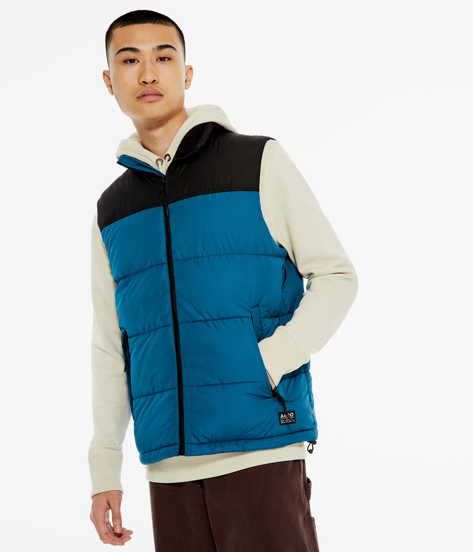 Aeropostale Men's Colorblocked Wide-Channel Quilted Puffer Vest (Teal or Bleach) $15 + Free Shipping