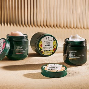 The Body Shop 30% Off Sitewide + Free Store Pickup at The Body Shop or Free Shipping on $  49+