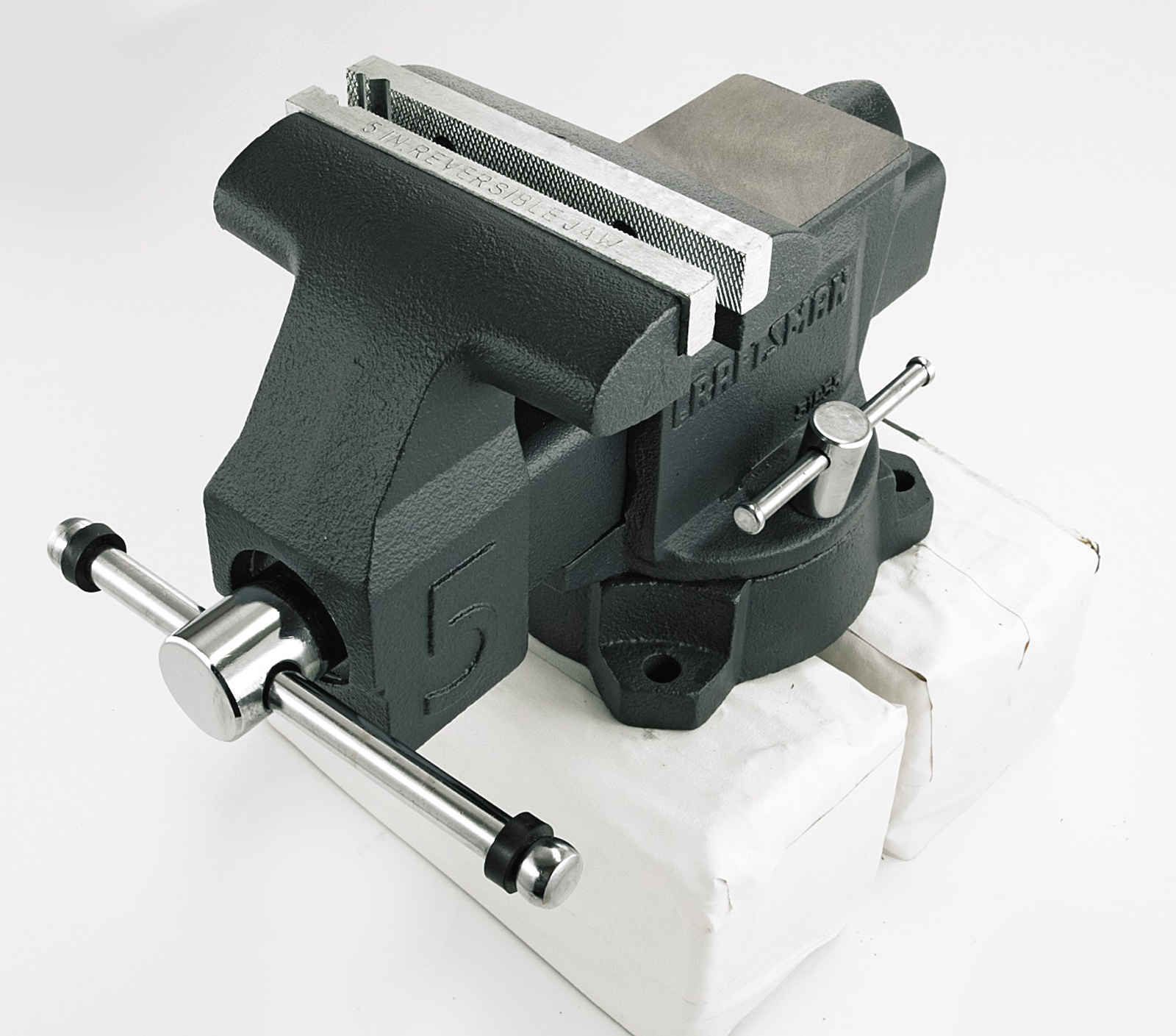 Craftsman 5 Bench Vise 30 94 Back In Stock At Sears