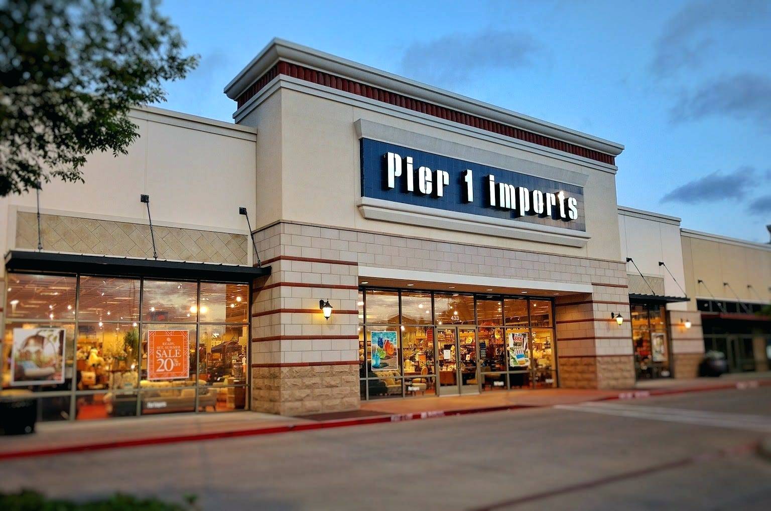 Pier 1 | Going out of business sale | Up to 40% off