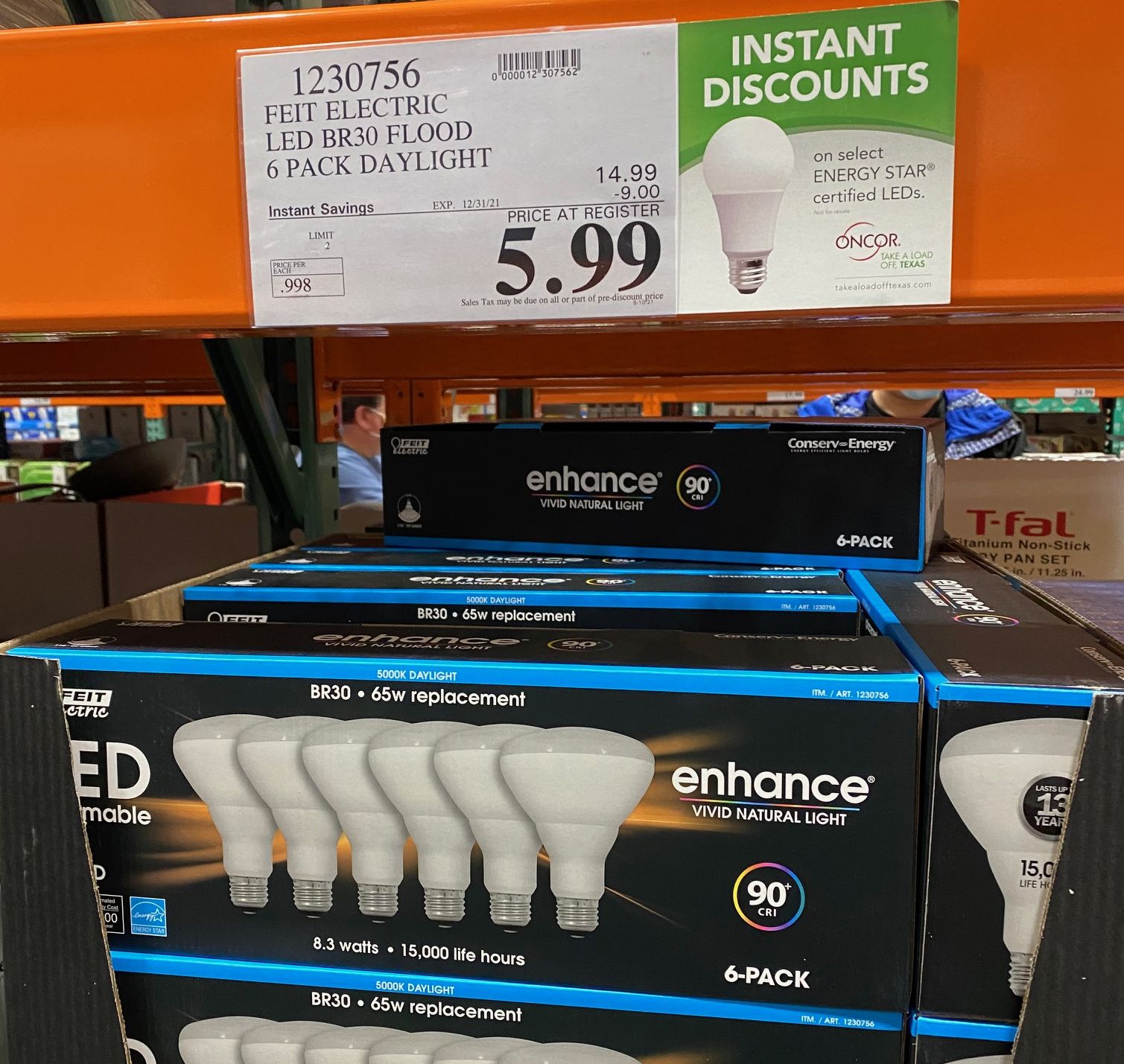 Costco Feit Electric BR30 6 Pack in store for $5.99 originally $14.99 - YMMV