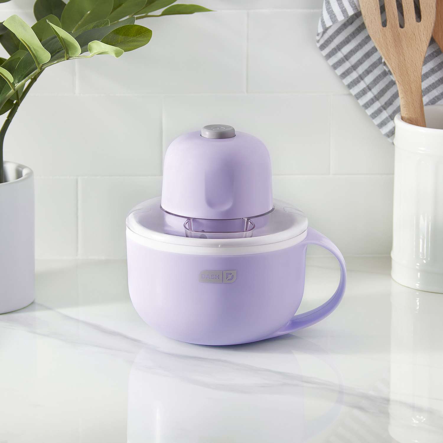 Dash My Mug Ice Cream Maker (Lilac, Aqua) 14.99, Dash Mini Toaster