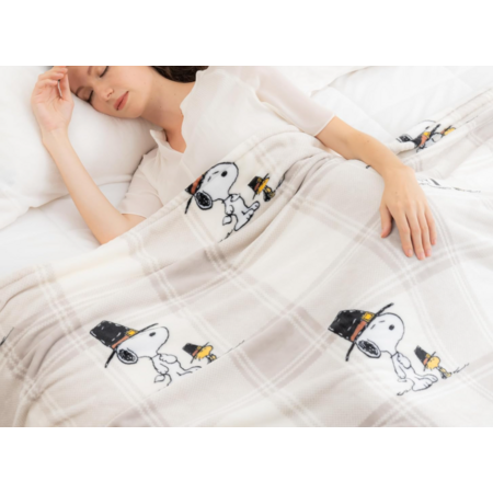 Berkshire 90" x 108" Blanket Peanuts VelvetLoft Cute Character Snoopy Plush Blanket $17 + FS w/ Prime or on $35+