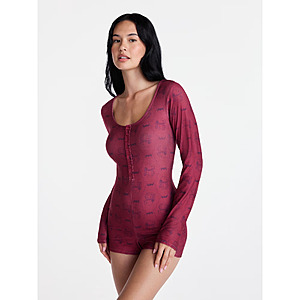 Peanuts Snoopy Women's/Plus Gothic One Piece Sleep Romper, Sizes XS-3X Halloween $6.74