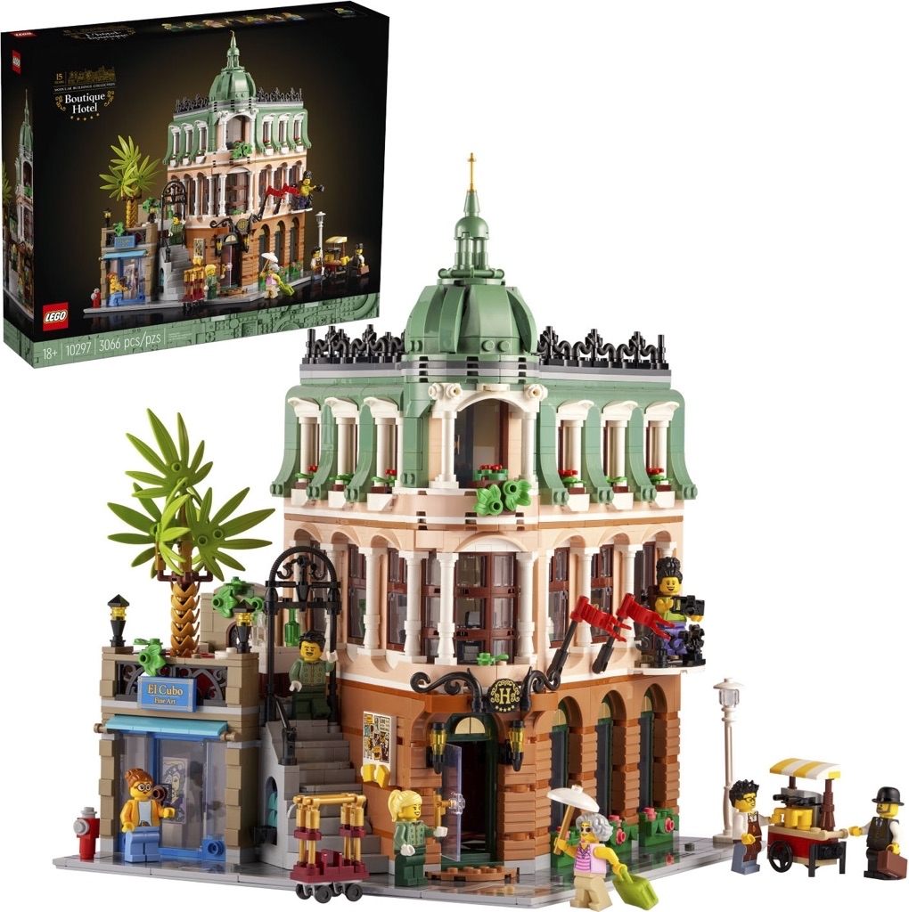 LEGO Icons Boutique Hotel 10297 6379753 - $206.99
