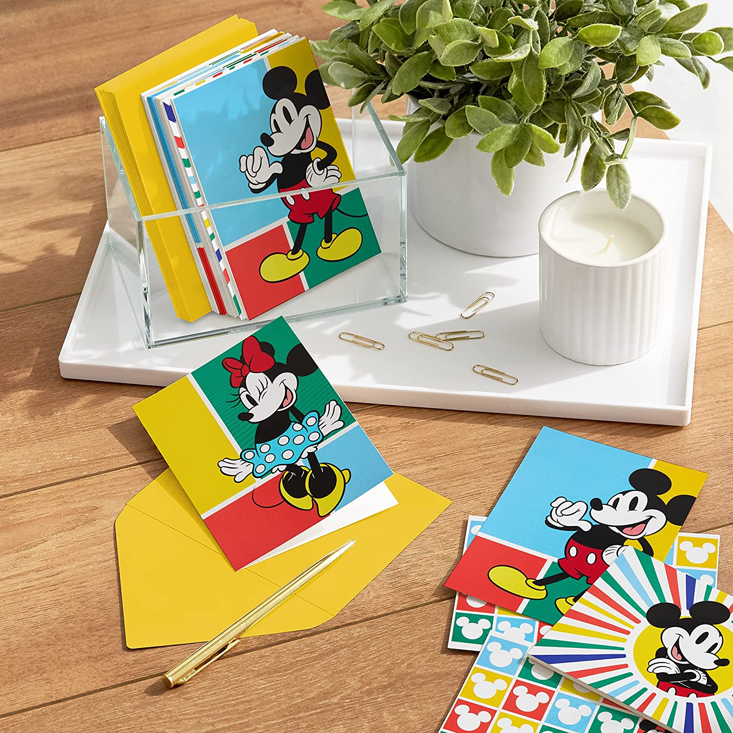 12-Count Hallmark Disney All Occasion Cards w/ Envelopes (Vintage Mickey Mouse + Minnie Mouse) $6.99 ($0.58/each) via Amazon